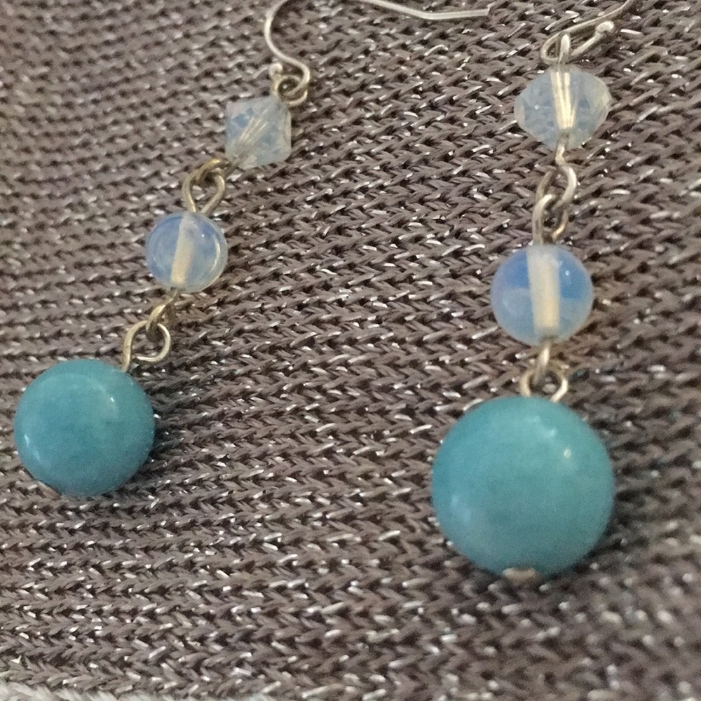 Aquamarine beads earrings with Swarovski crystals. - Picture 4 of 4